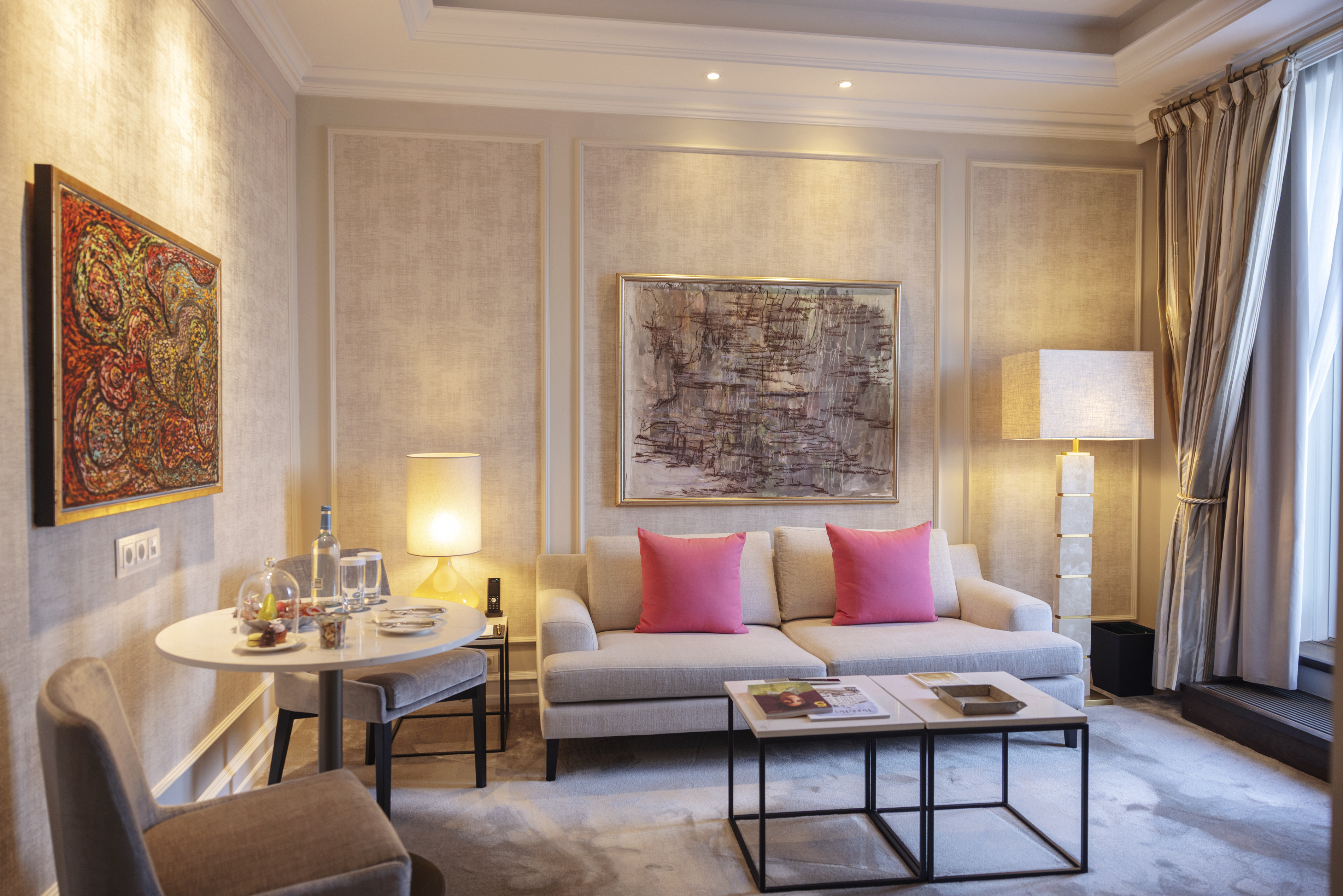 Deluxe Junior Suite 422