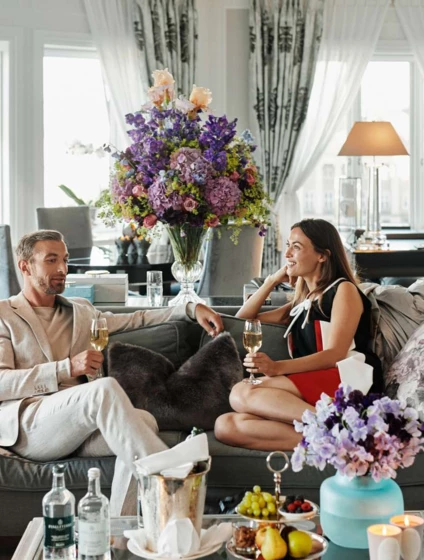 2020_06_03_Dangleterre_Branding_0458 copy.jpgCOUPLEDANGLETERRESUITE-1600px