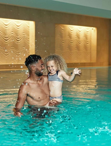 2020_06_04_Dangleterre_Branding_Family_0204 copy-1600px