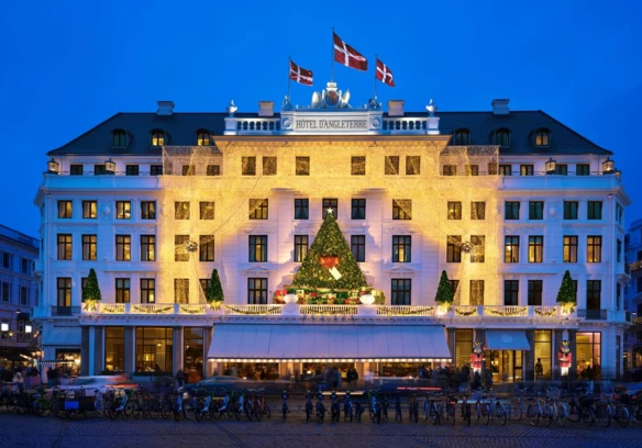 _DSF2441_SAM_WS2_aRGB_High-1200px