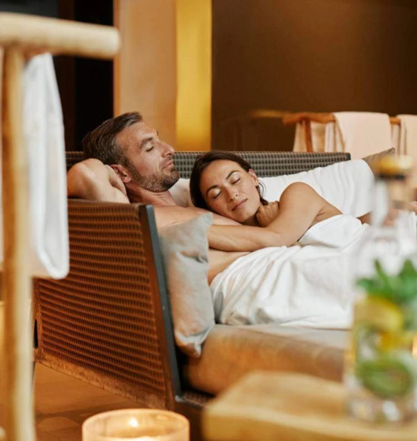 ROMANTIC GETAWAY