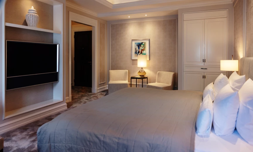 Deluxe Guestroom 312 (2)