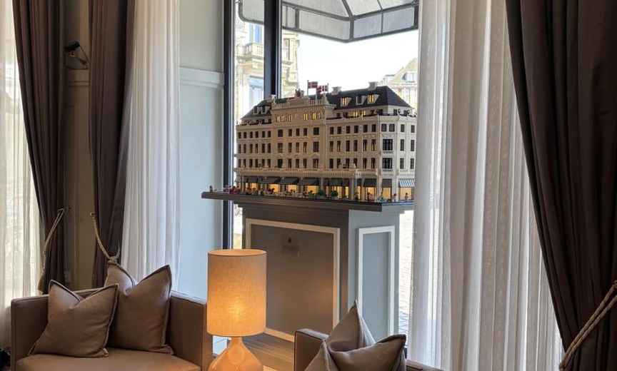 Lego model of hotel-1200px