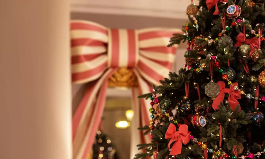 Upper Lobby Christmas