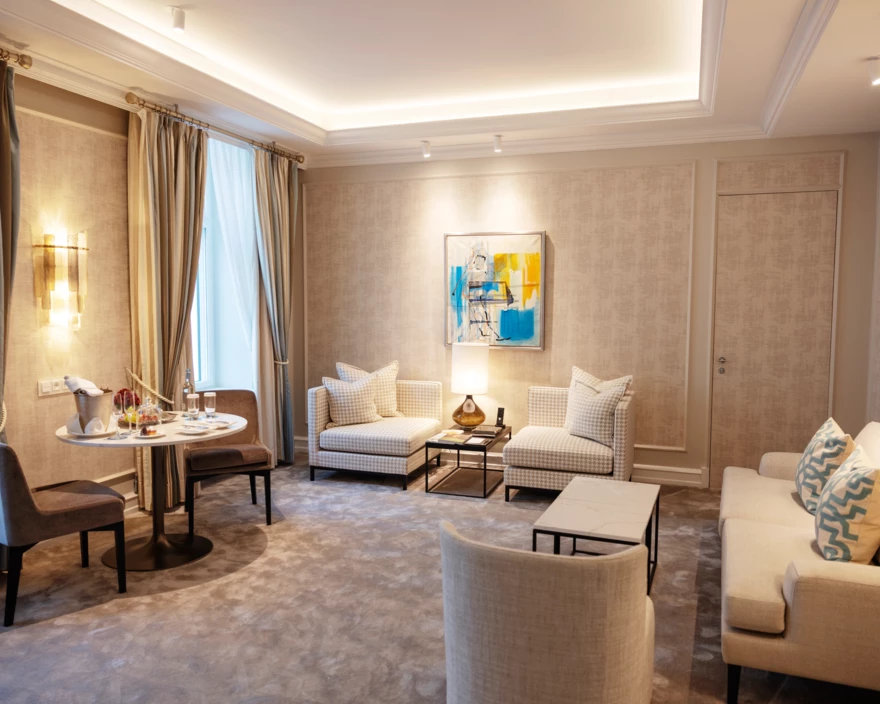 Superior One Bedroom Suite 220