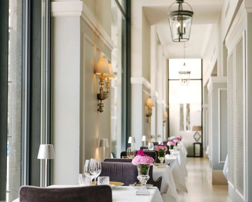 Marchal interior wide format